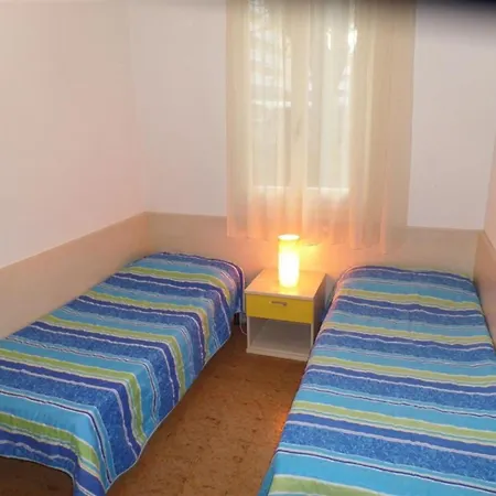 Functional Flat In A Quiet In Apartmán *